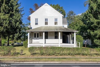 709 N Lenola Rd, Moorestown, NJ 08057