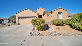 5900 S Painted Canyon Dr, Green Valley, AZ 85622