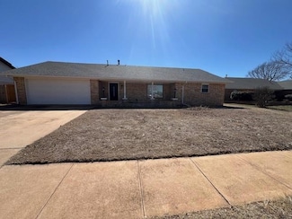 300 Sequoyah Ln, Altus, OK 73521