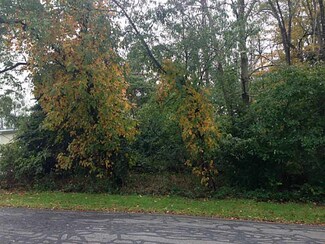 102 Reed Dr, Industry, PA 15052