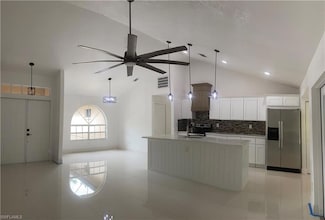 1640 8th St NE, Naples, FL 34120