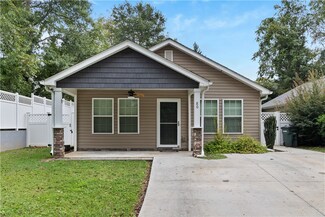 80 Thompson Ave, Walhalla, SC 29691