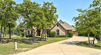 2123 Estancia Cir, Edmond, OK 73034
