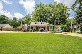821 S Main St, Covington, TN 38019