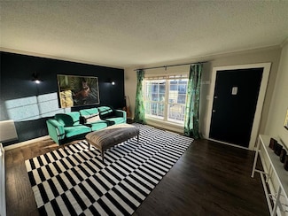 2425 Ashdale Dr Unit 101, Austin, TX 78757