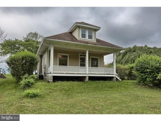 402 W Wiconisco St, Muir, PA 17957