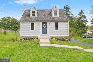 18 Perkiomen Ave, Schwenksville, PA 19473