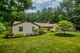 5 Stony Hill Rd, Amherst, MA 01002