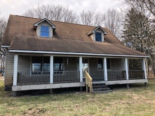 8577 E Lakewood Dr, New Carlisle, IN 46552
