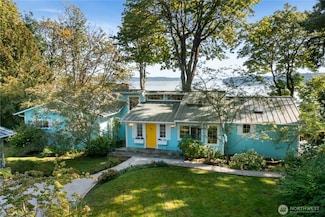 1403 S Head Ave SW, Lakebay, WA 98349