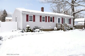 190 Hollis Ave, Warwick, RI 02889