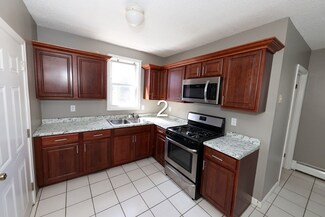 459 Snell St, Fall River, MA 02721