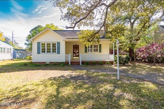 116 Noyes Ave, Morehead City, NC 28557