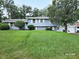 5043 Overlook Cir, Bloomington, MN 55437