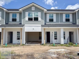 48 Beaumont Dr, Hinesville, GA 31313
