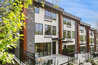 290 118th Ave SE, Bellevue, WA 98005