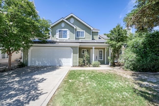 1892 E Goshen Ave, Fresno, CA 93720