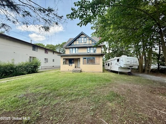 419 Jackson Ave, Endicott, NY 13760