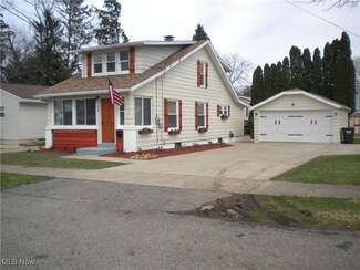 627 Crawford Ave, Barberton, OH 44203