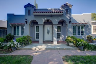 221 W 23rd St, Merced, CA 95340