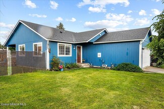 995 N Townsend Loop, Post Falls, ID 83854