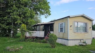 115 Curtin Park Ct, Osceola Mills, PA 16666