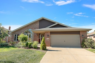 8542 Monaghan Dr, Tinley Park, IL 60487