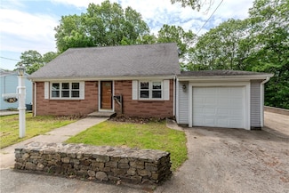 80 Westwood Rd, North Smithfield, RI 02896
