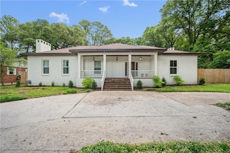 255 Jackson Dr, Mobile, AL 36609