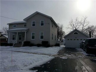 405 Eagle St, Medina, NY 14103