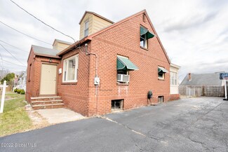 10 Dott Ave, Albany, NY 12205