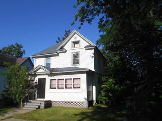 821 Blaine Ave, South Bend, IN 46616