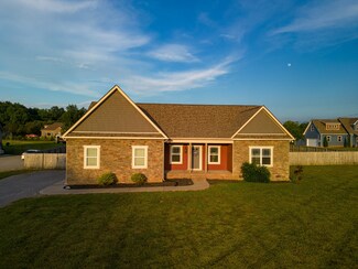 112 Pleasant Way, Shelbyville, TN 37160