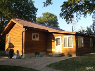 2575 Barker Ave, Sergeant Bluff, IA 51054