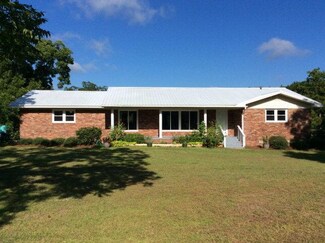 1144 Williams Rd, Waycross, GA 31503