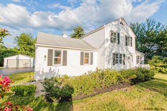 14 Fairview Rd, Albany, NY 12211