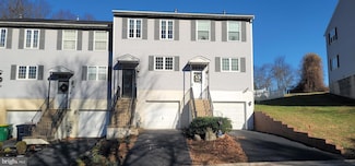 10 Woodfield Dr, Claymont, DE 19703