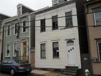 1027 Vinial St, Pittsburgh, PA 15212