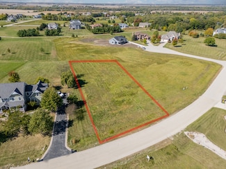 9295 Stonewall Dr, Newark, IL 60541