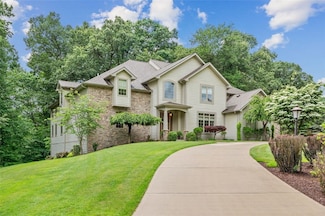 130 Clover Ln, Gibsonia, PA 15044