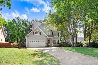 220 Sleepy Creek Dr, Clayton, NC 27520