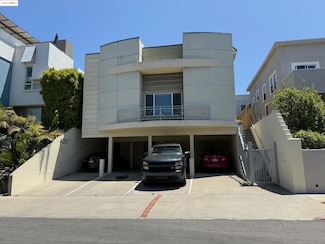 4057 Brant St Unit 8, San Diego, CA 92103
