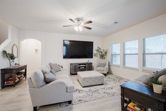 462 Pleasant Hill Ln, Fate, TX 75189