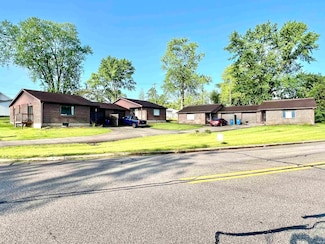 520-526 5th St, Bedford, IN 47421