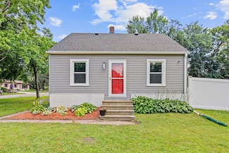 42 County Road C W, Little Canada, MN 55117