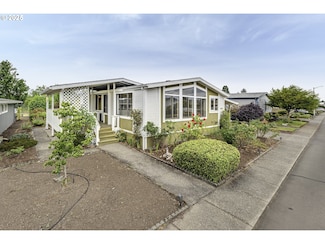1304 Mountain View Dr, Forestgrove, OR 97116