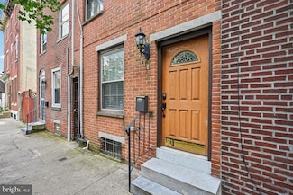 330 W George St, Philadelphia, PA 19123