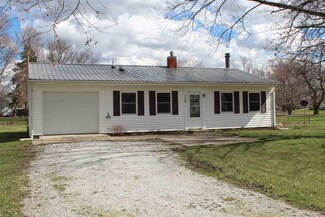 508 N Franklin St, Mentone, IN 46539
