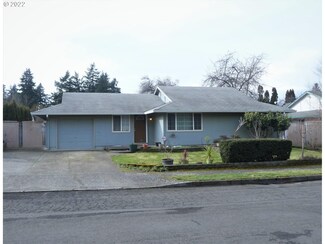 1005 SE 209th Ave, Gresham, OR 97030