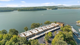 4332 Lakeshore Ln, Chattanooga, TN 37415